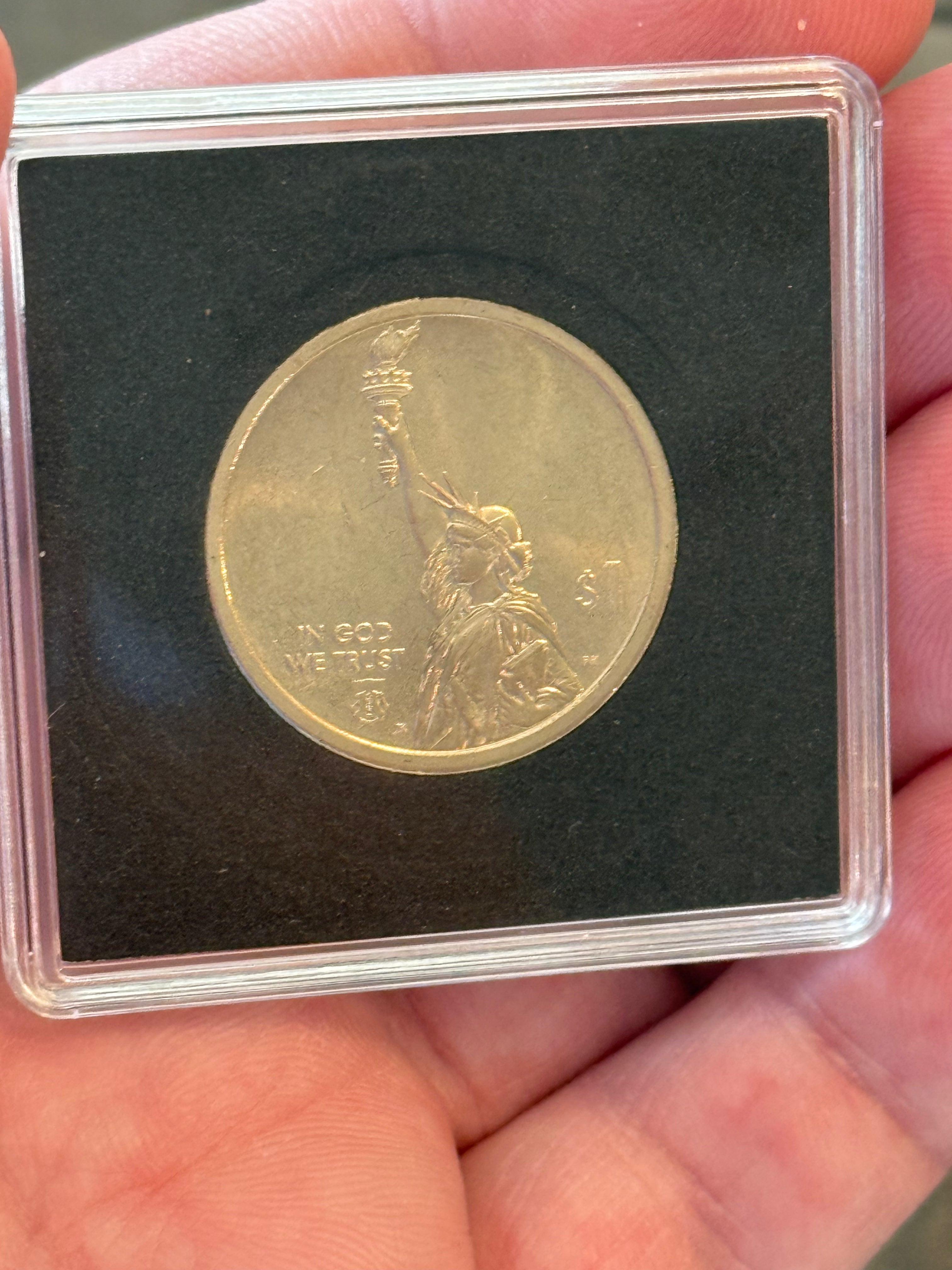 Limited Steve Jobs American Innovator 2026 California Coin Display (Tan)